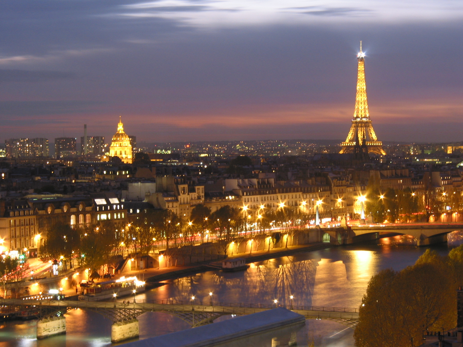 Paris-at-night