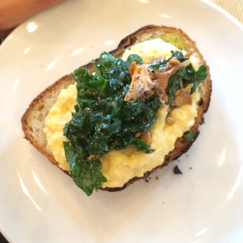 Kale and Egg Sandwich