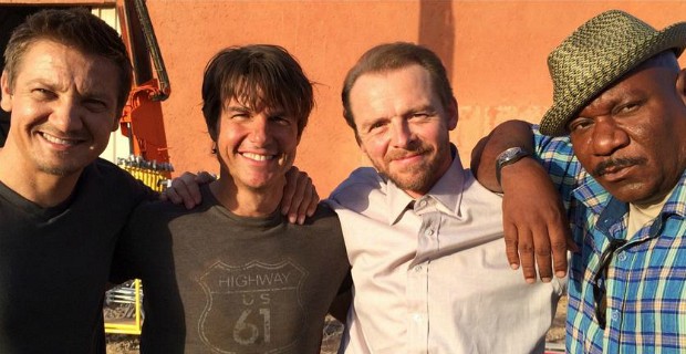 Jeremy Renner, Tom Cruise, Simon Pegg, Ving Rhames photo:screenrant.com